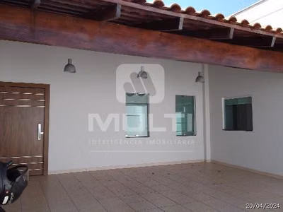 Casa, 3 quartos, 300 m² - Foto 1