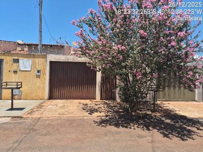 Casa, 2 quartos, 180 m² - Foto 1
