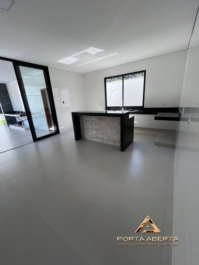 Casa, 3 quartos, 277 m² - Foto 3