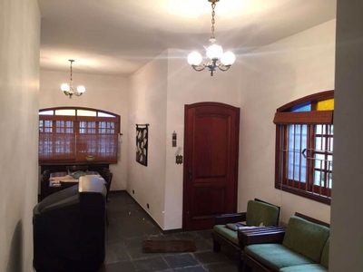 Casa, 3 quartos, 250 m² - Foto 1