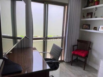 Apartamento, 4 quartos, 211 m² - Foto 2