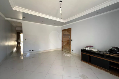 Sobrado, 4 quartos, 210 m² - Foto 3