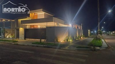 Casa, 4 quartos, 202 m² - Foto 2
