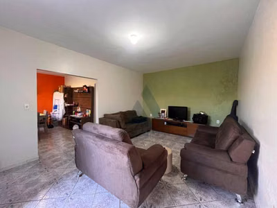 Casa, 3 quartos, 205 m² - Foto 3