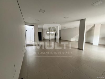 Casa, 3 quartos, 438 m² - Foto 2