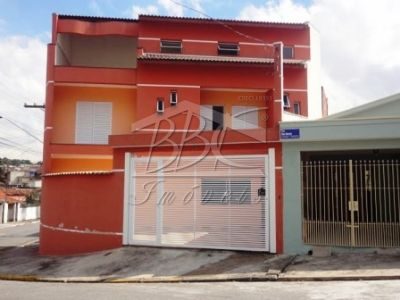 Sobrado, 3 quartos, 228 m² - Foto 1