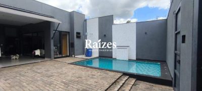 Casa, 5 quartos, 199 m² - Foto 1