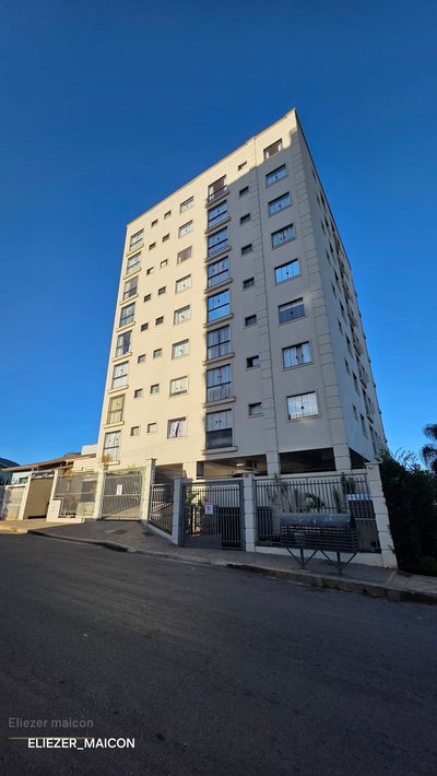 Apartamento, 3 quartos, 120 m² - Foto 1