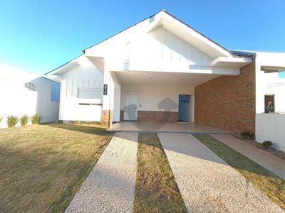 Casa, 3 quartos, 156 m² - Foto 1