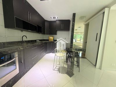 Sobrado, 3 quartos, 338 m² - Foto 2