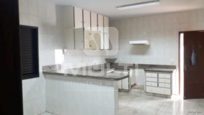 Casa, 3 quartos, 220 m² - Foto 3