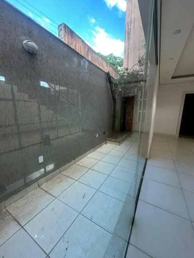 Casa, 3 quartos, 215 m² - Foto 2