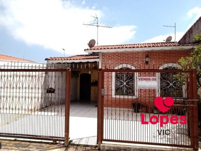 Casa, 3 quartos, 199 m² - Foto 2
