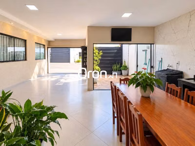 Casa, 1 quarto, 280 m² - Foto 1