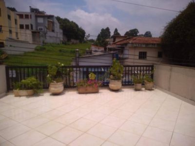 Casa, 3 quartos, 203 m² - Foto 2