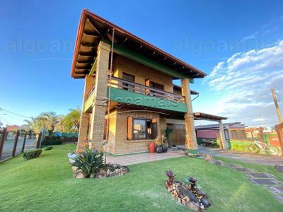 Sobrado, 3 quartos, 234 m² - Foto 1