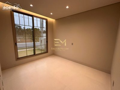 Casa, 1 quarto, 189 m² - Foto 3