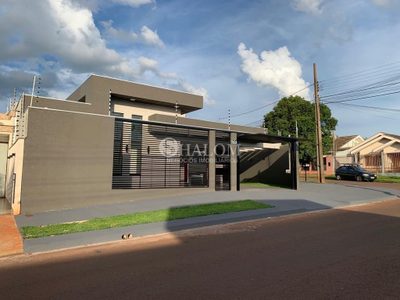 Casa, 3 quartos, 121 m² - Foto 1