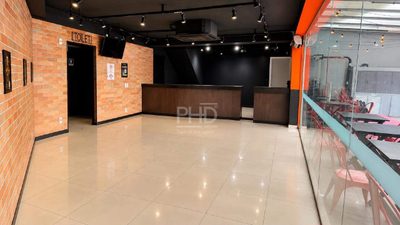Loja-Salão, 243 m² - Foto 1