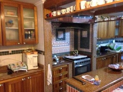 Casa, 4 quartos, 250 m² - Foto 4