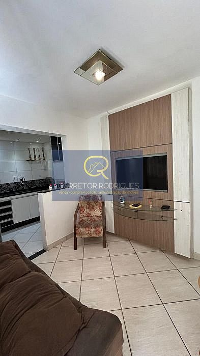 Casa, 1 quarto, 180 m² - Foto 2