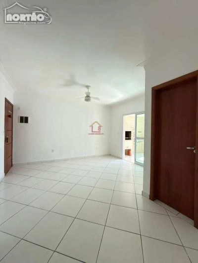 Casa, 3 quartos, 80 m² - Foto 2