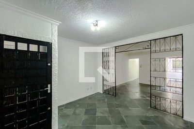 Casa, 3 quartos, 182 m² - Foto 4