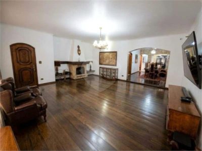 Casa, 4 quartos, 316 m² - Foto 1