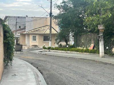 Casa, 2 quartos, 204 m² - Foto 1