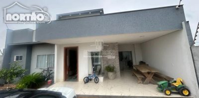 Casa, 3 quartos, 133 m² - Foto 1