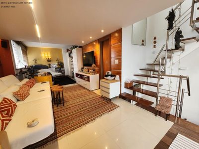 Cobertura, 3 quartos, 212 m² - Foto 2