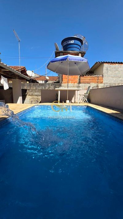 Casa, 3 quartos, 300 m² - Foto 1