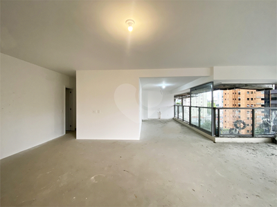 Apartamento, 3 quartos, 174 m² - Foto 2