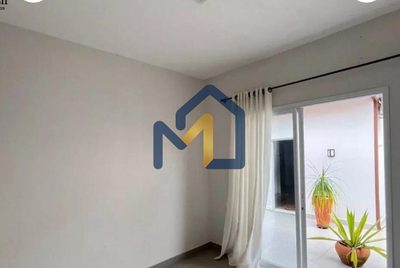 Casa, 5 quartos, 220 m² - Foto 1