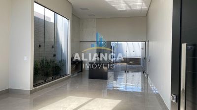 Casa, 3 quartos, 241 m² - Foto 1