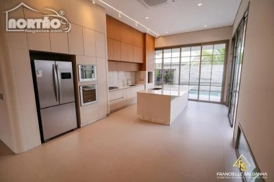 Casa, 240 m² - Foto 1
