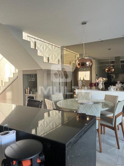 Casa, 3 quartos, 253 m² - Foto 4
