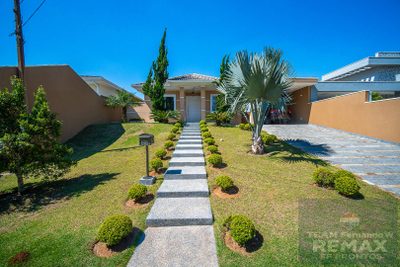 Casa, 3 quartos, 228 m² - Foto 2