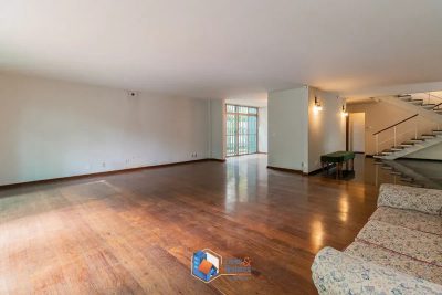Casa, 3 quartos, 438 m² - Foto 1