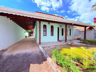 Casa, 4 quartos, 198 m² - Foto 1