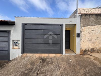 Casa, 2 quartos, 60 m² - Foto 1