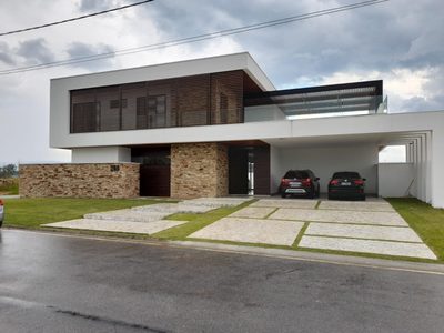 Sobrado, 4 quartos, 500 m² - Foto 1