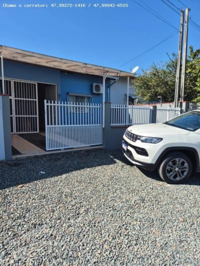 Casa, 3 quartos, 105 m² - Foto 1