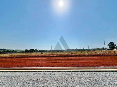Loteamento e Condomínio, 223 m² - Foto 1