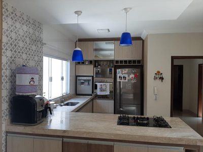 Casa, 3 quartos, 260 m² - Foto 1