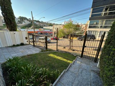 Casa, 4 quartos, 240 m² - Foto 2