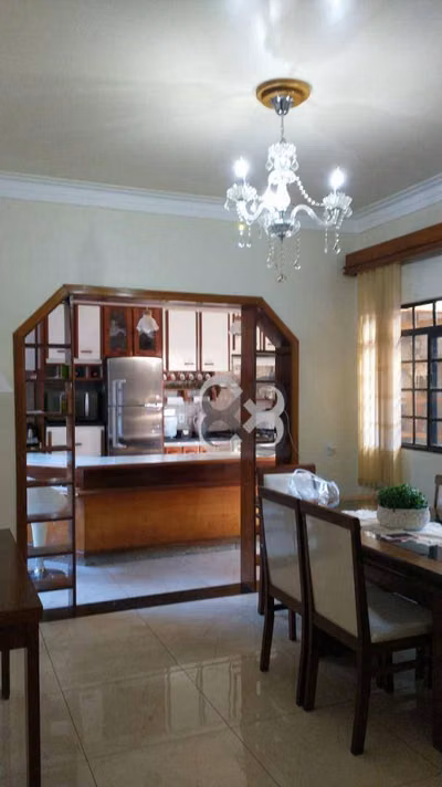 Casa, 3 quartos, 200 m² - Foto 2