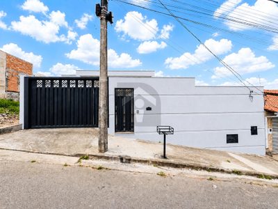 Casa, 3 quartos, 138 m² - Foto 1