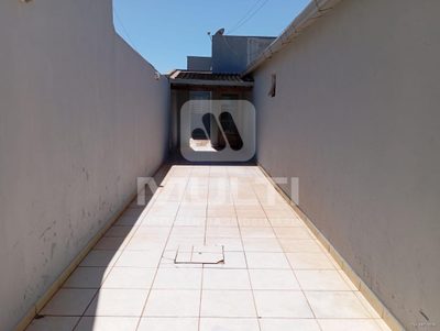 Casa, 3 quartos, 77 m² - Foto 1