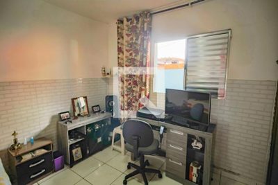 Casa, 2 quartos, 280 m² - Foto 1